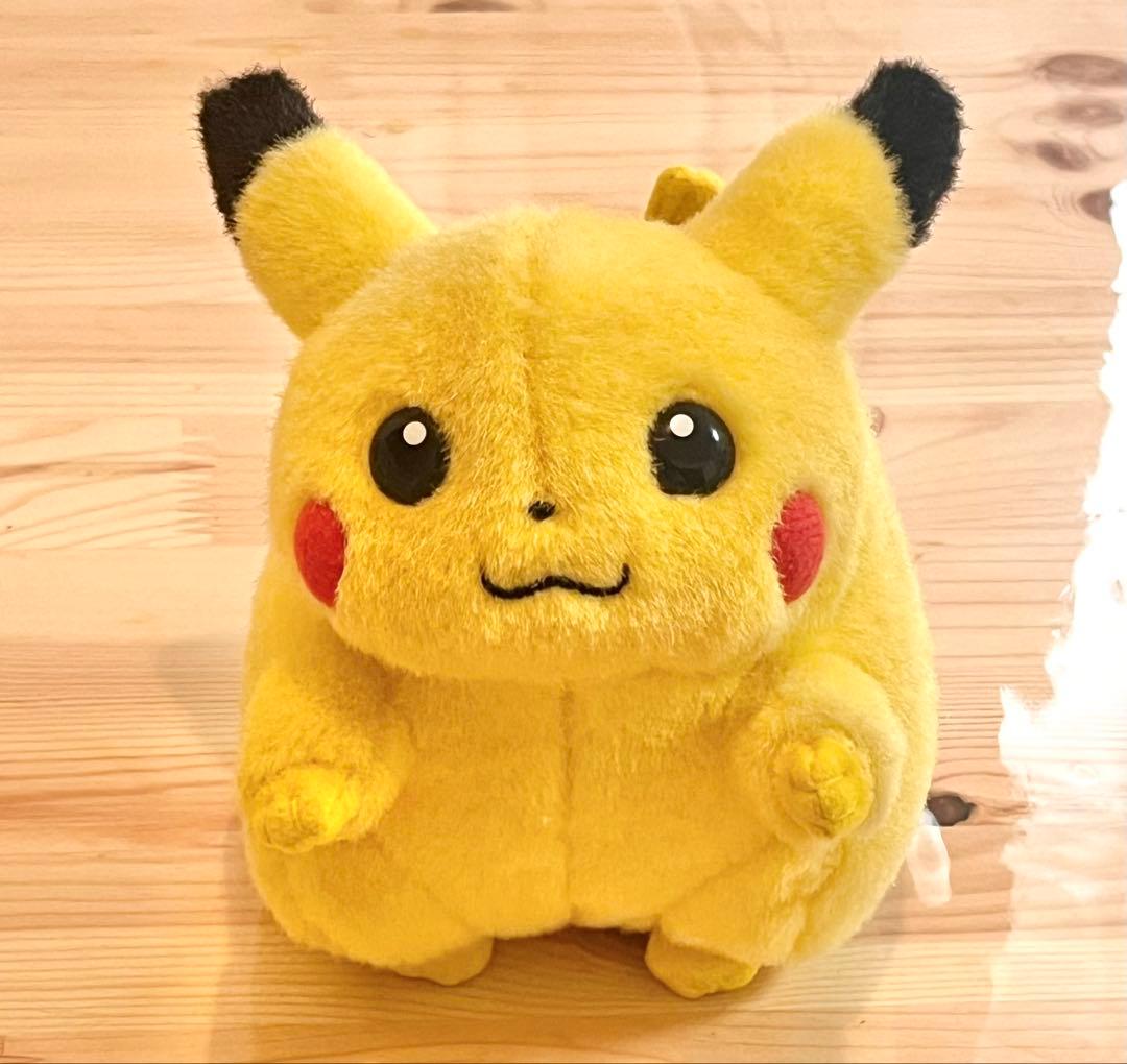 初期　ピカチュウ　tomy ぬいぐるみ