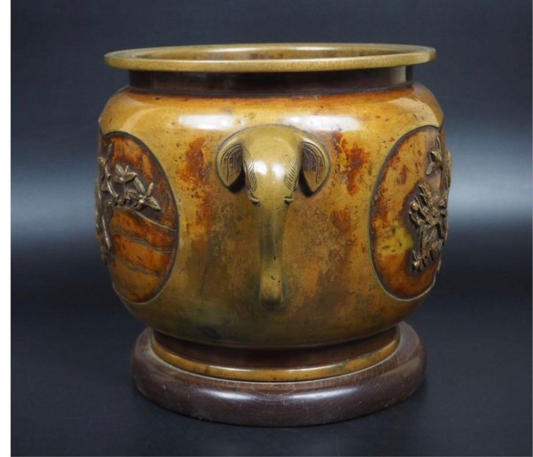 送料無料　高肉彫　江戸時代宣徳銅花鳥文彫刻火鉢　②