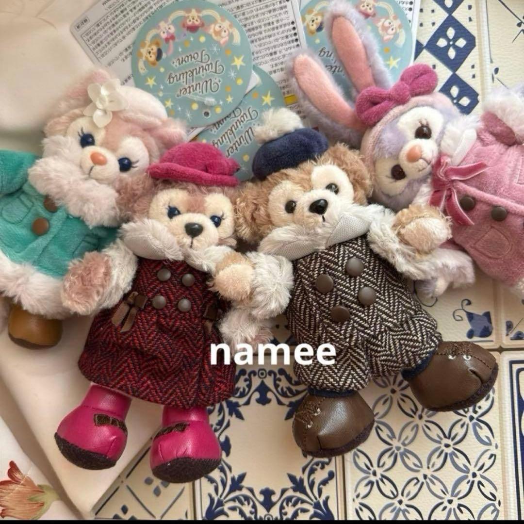 ダッフィー　シェリーメイ他　ぬいぐるみバッジ　ウィンタートゥインクリングタウン