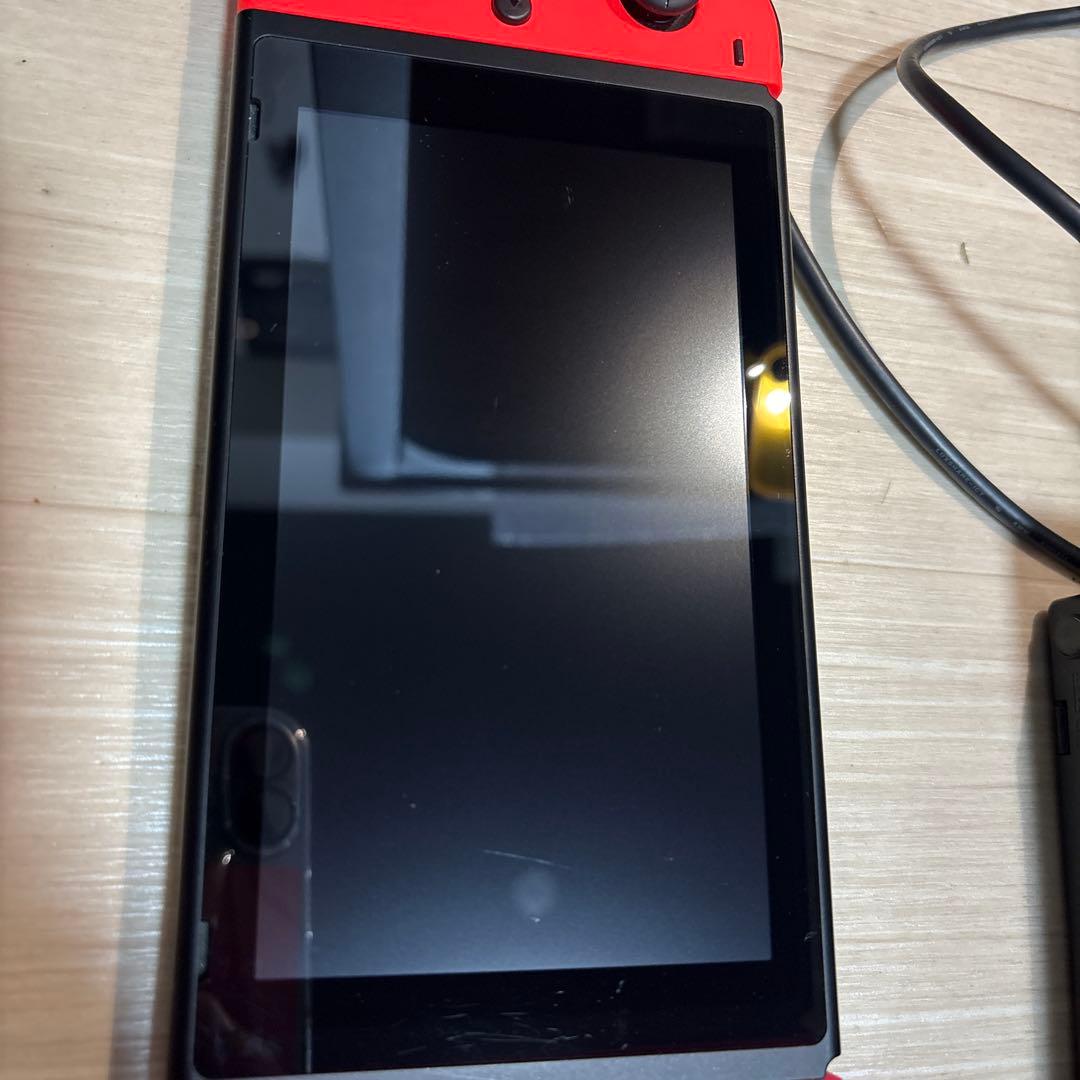 ⭕️最速発送⭕️Nintendo Switch 本体 付属品付き　箱無しジョイコン有