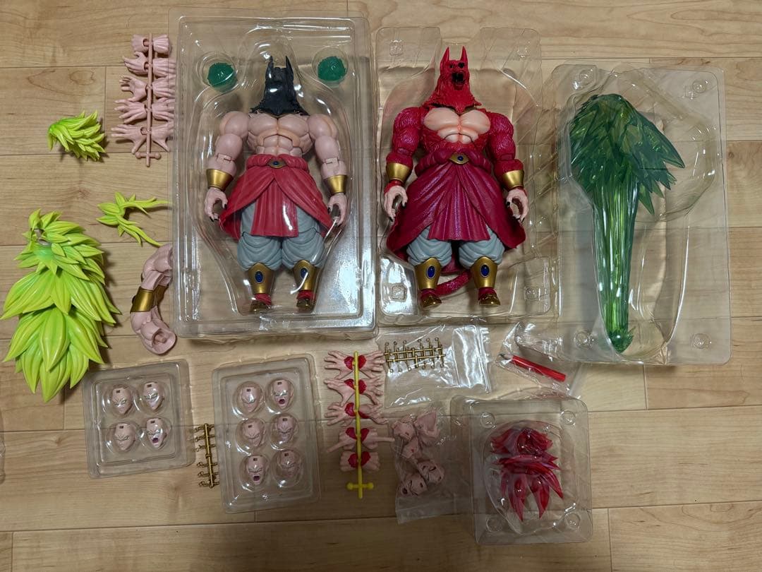 海外 ブロリー スーパーサイヤ人3 4ドラゴンボール S.Hフィギュアーツサイズ