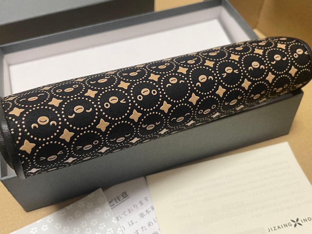 【新品】印伝suicaペンギンコラボ　親子がまぐち財布　印傳屋　 スイカ和小物