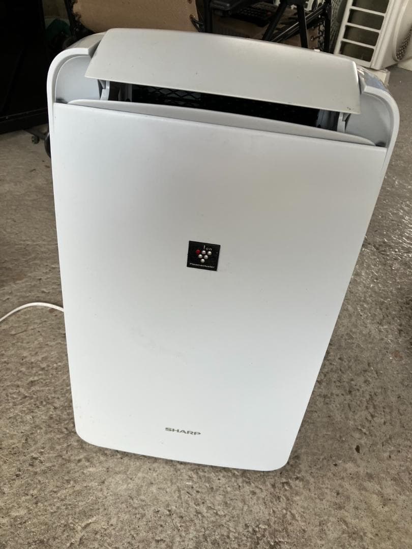 シャープ 除湿機 除湿器 衣類乾燥 CM-J100-W 2021年製