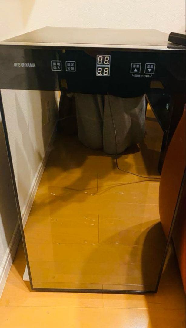 IRIS OHYAMA ワインセラー PWC-502P-B 18本収納