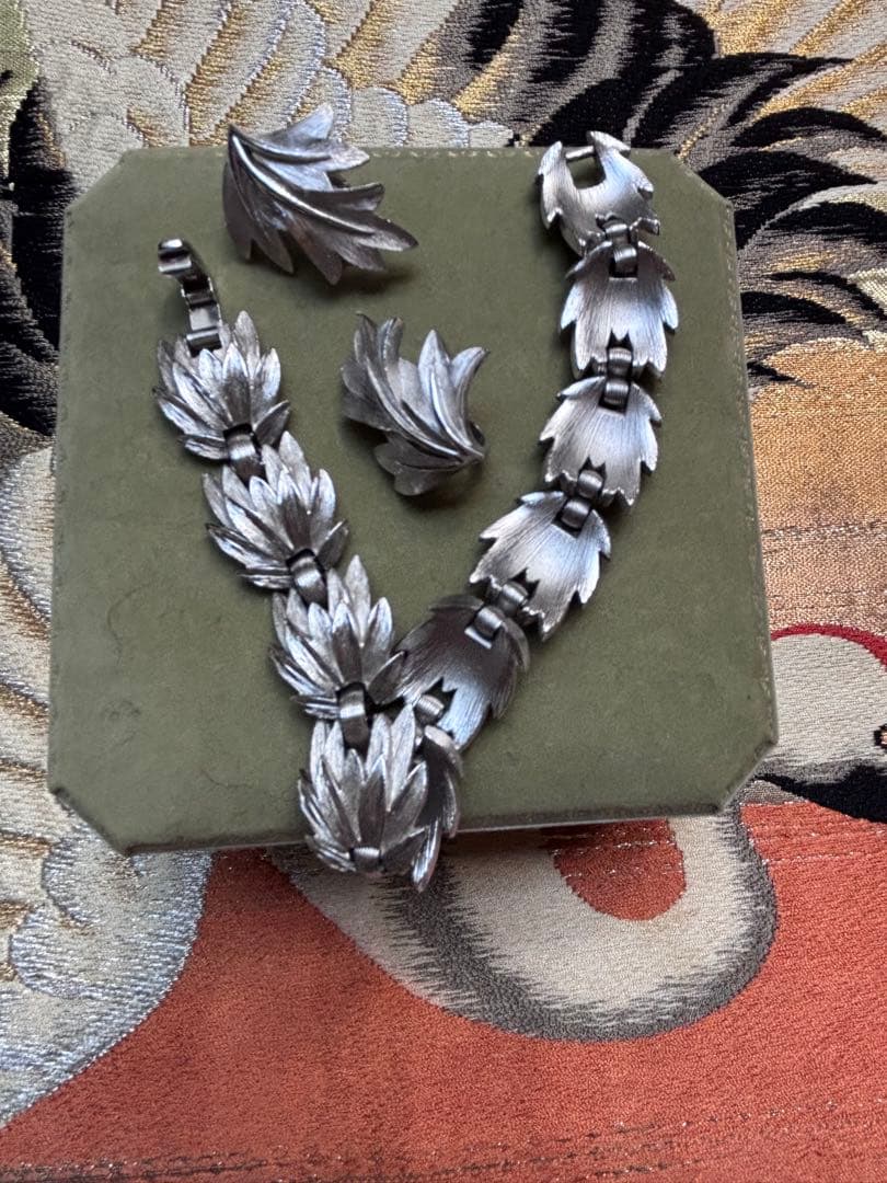 トリフォリ　ビンテージ