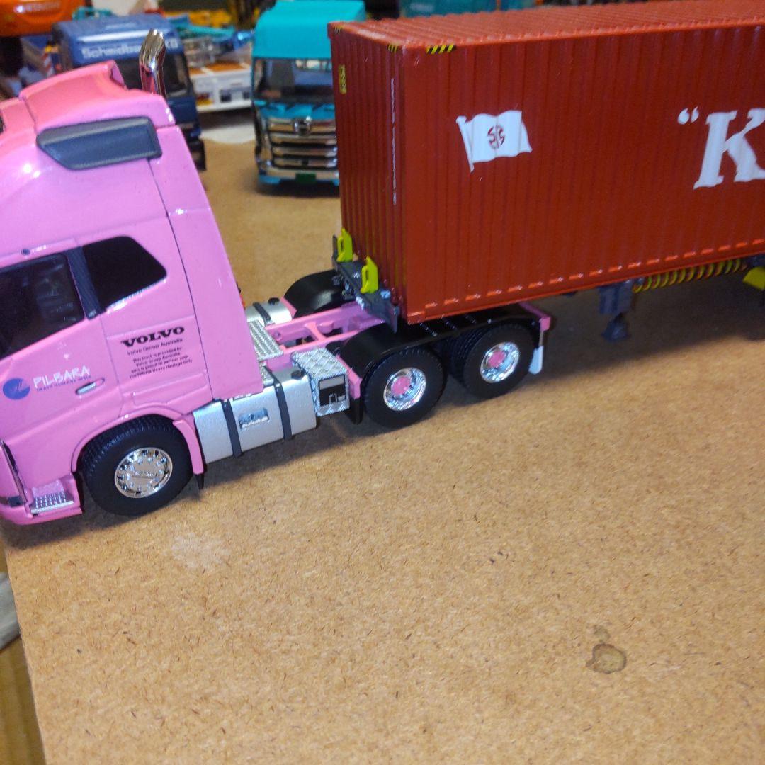 ボルボ グローブトロッター ピンク トレーラー K LINE