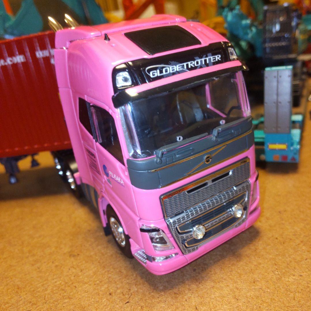 ボルボ グローブトロッター ピンク トレーラー K LINE