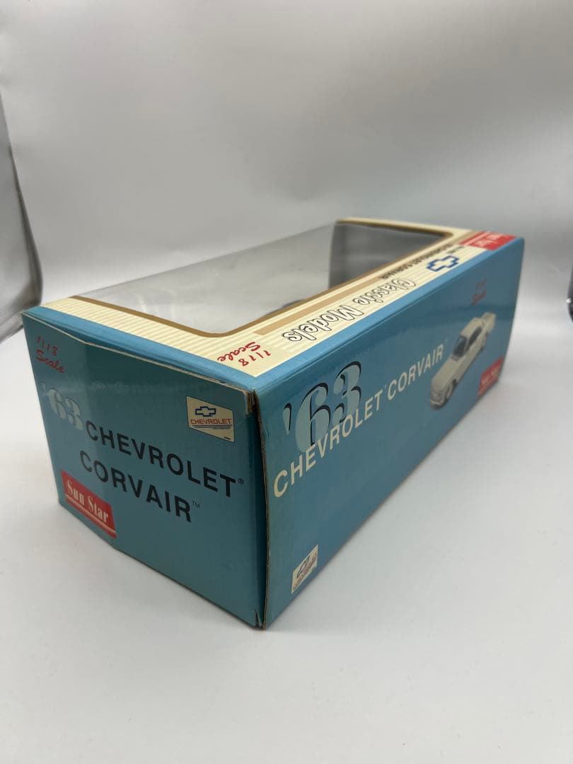 No54ミニカー1/18箱あり 63 CHEVROLET CORVAIR