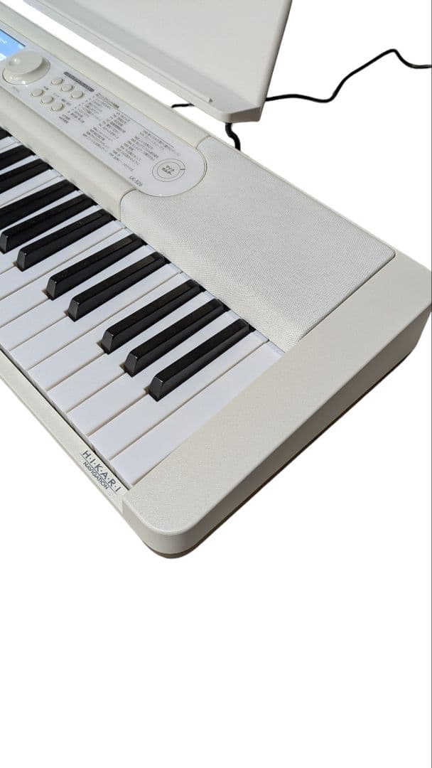 CASIO LK-526 光ナビゲーション付きキーボード 2022年製