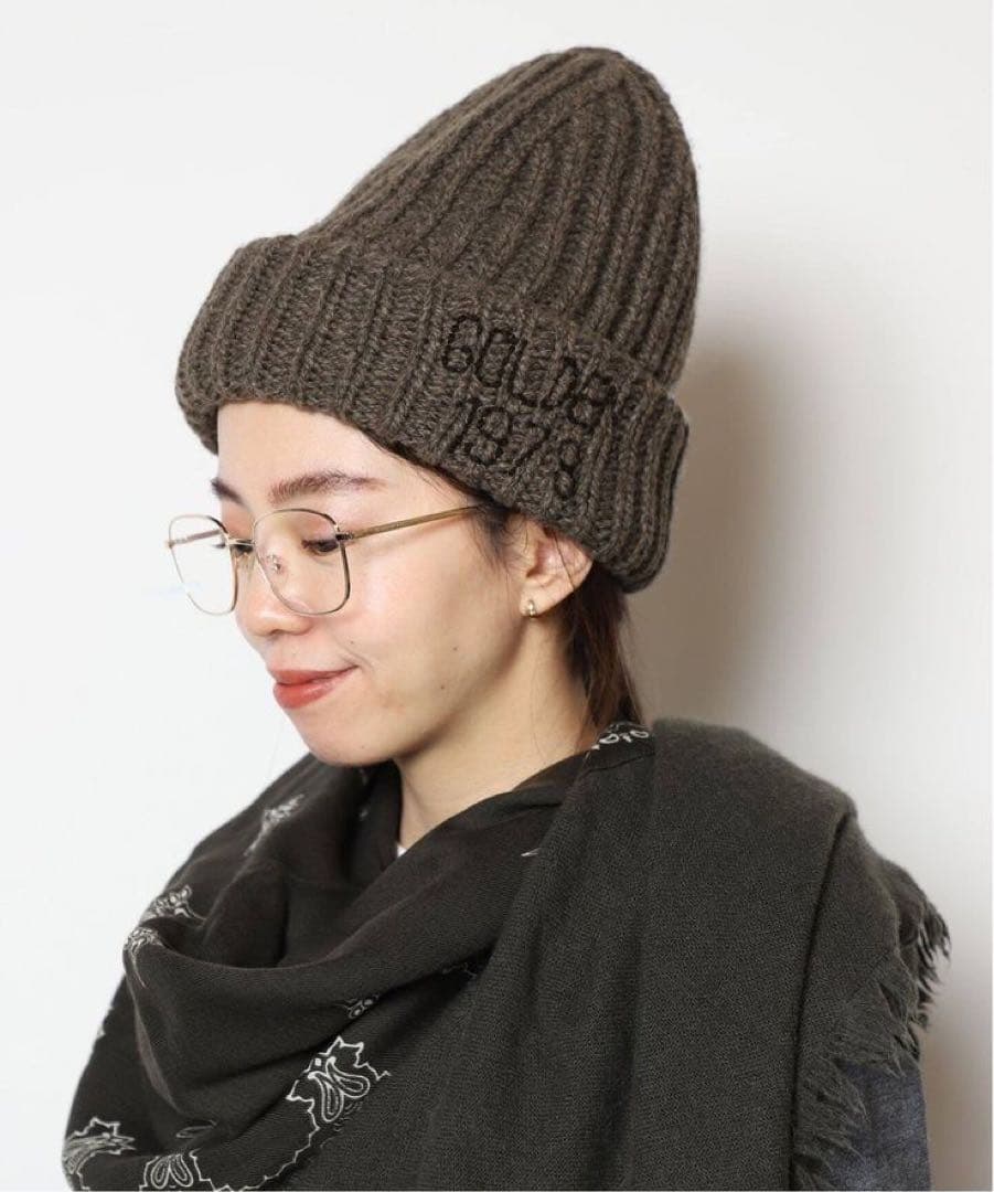 GOLDEN 1978 EMBROIDERY BEANIEビーニー
