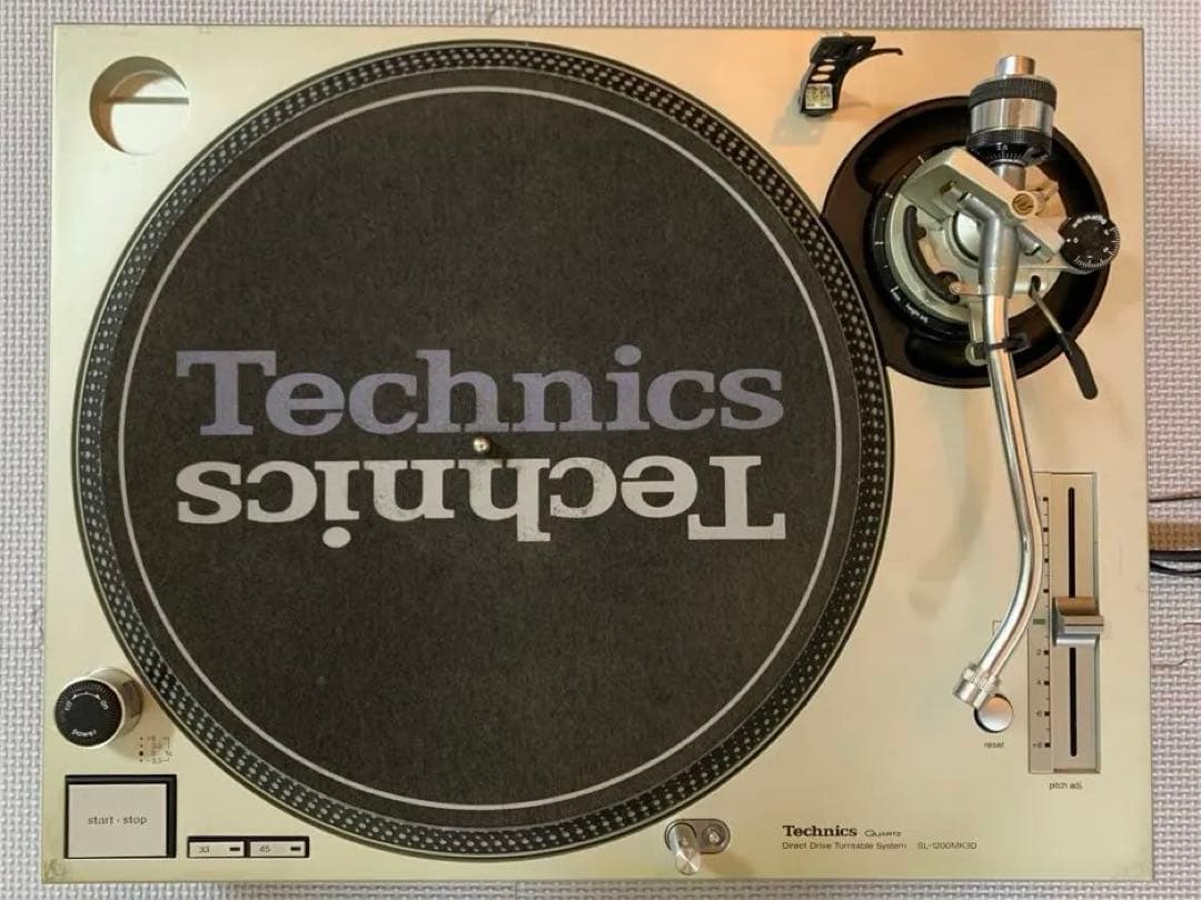Technics SL-1200 MK3Dターンテーブル