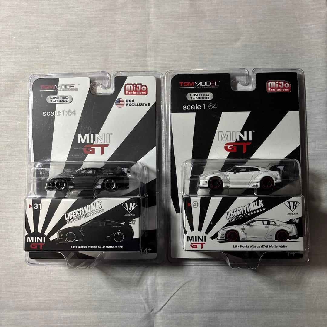 エ*6様 MiniGT R35 LBWK ホワイト　ブラック