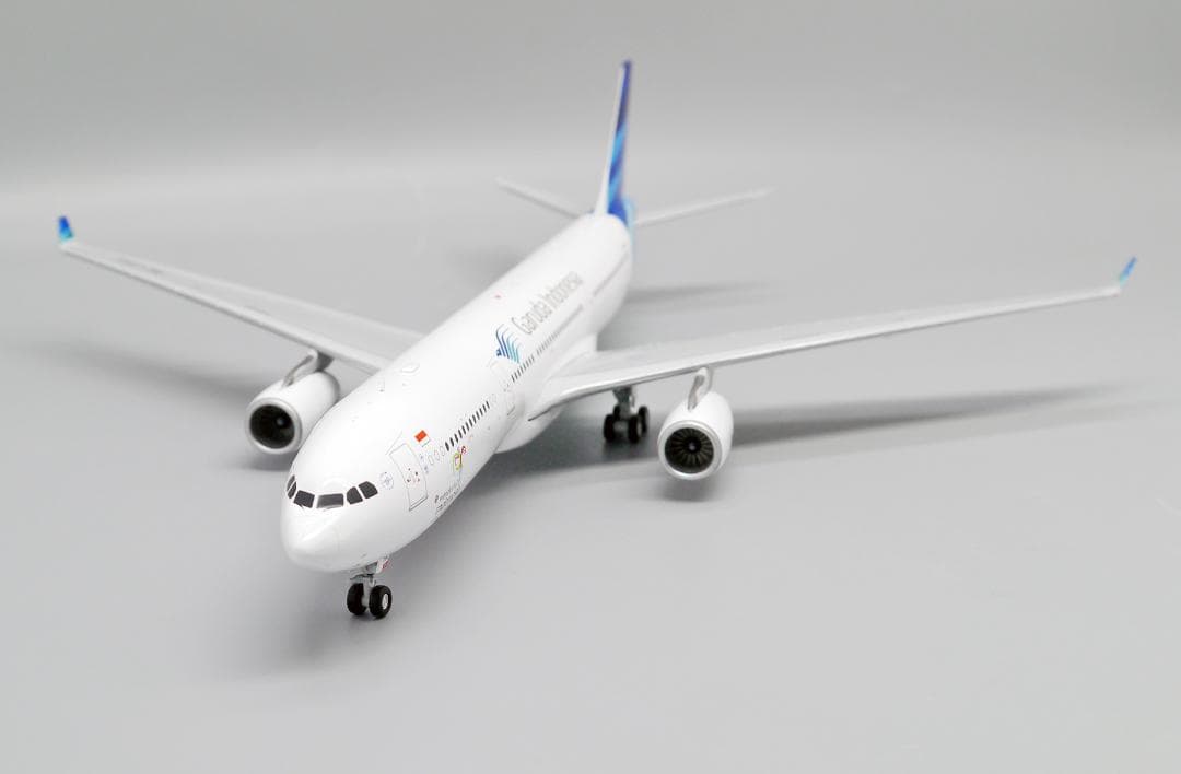 ガルーダ・インドネシア航空 A330-300 PK-GHA 1/200