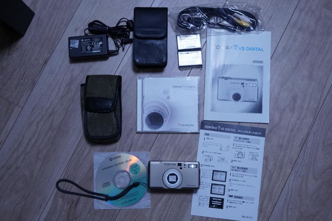 【美品】CONTAX TVS DIGITAL(予備バッテリー付き)
