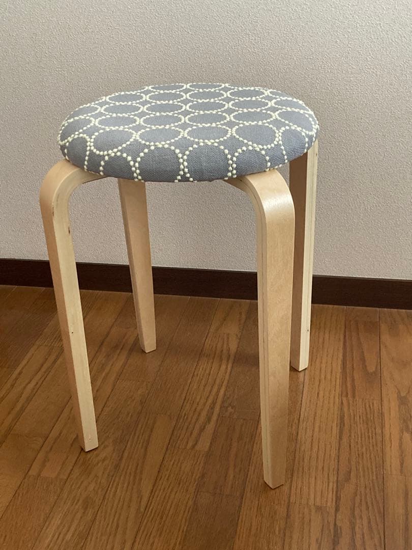 ゴ*ル様 ミナペルホネン タンバリン　スツール　イス