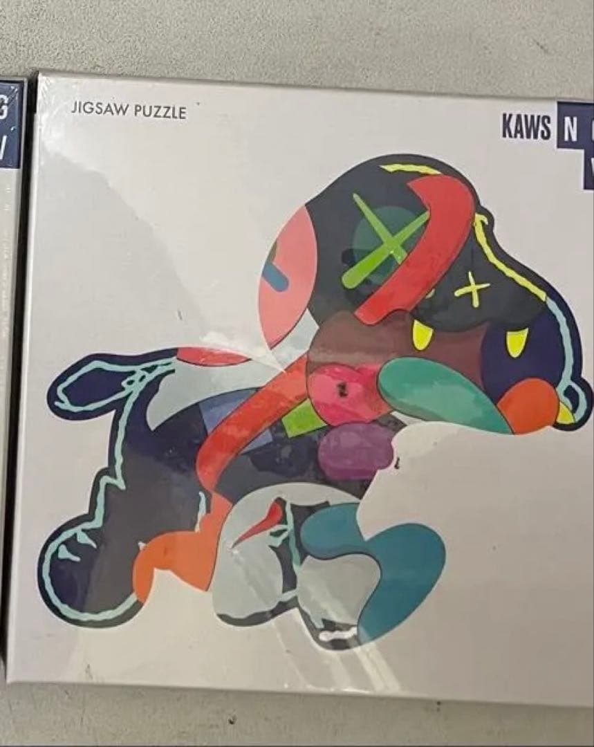 kaws パズル　単品右側