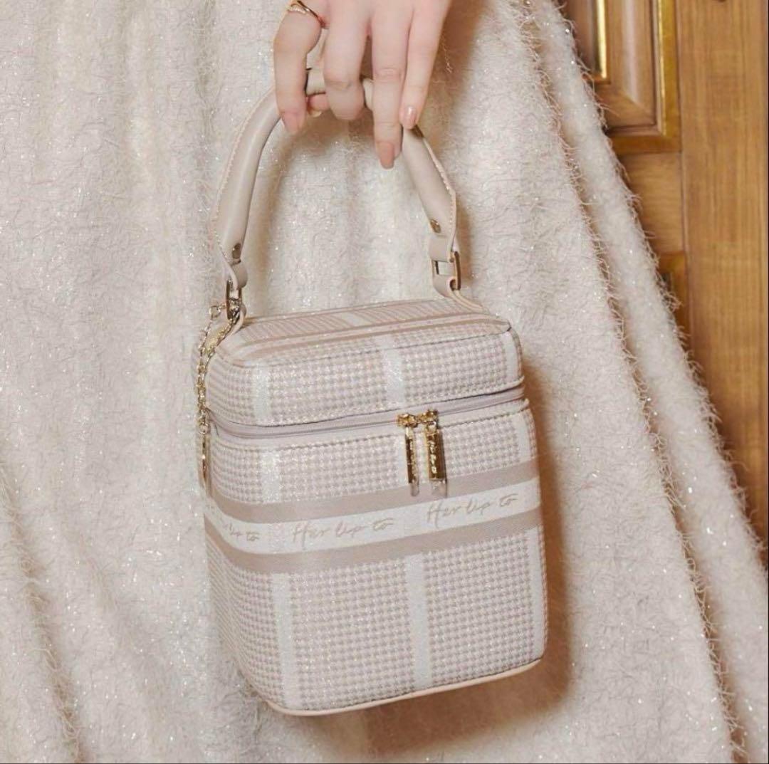 HLT Jacquard Vanity Bag 週末限定値下げ