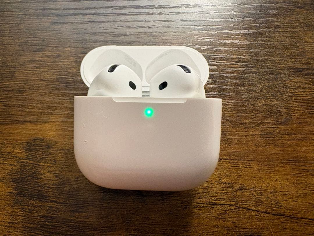【美品】AirPods4本体　箱付き　ノイズキャンセリング（SNC）なし