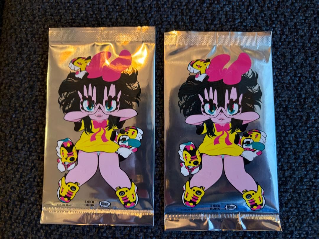 Reebok × grape brain にぎるちゃん 2体＆カード ソフビ