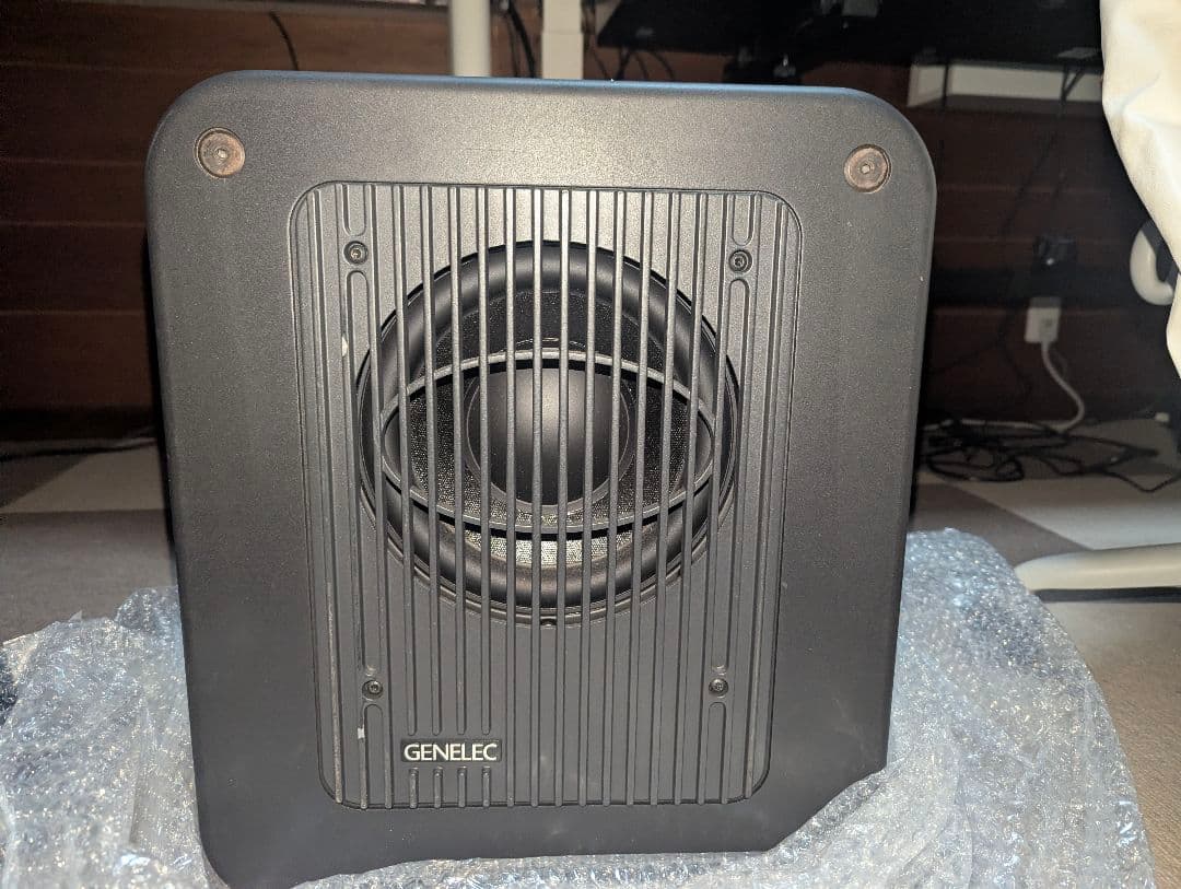 GENELEC 7050B アクティブサブウーファー ジェネレック