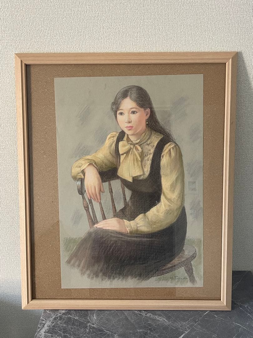 徳田宏行　黄色いブラウス　パステル画　白日会会員　女性人物像人気作家