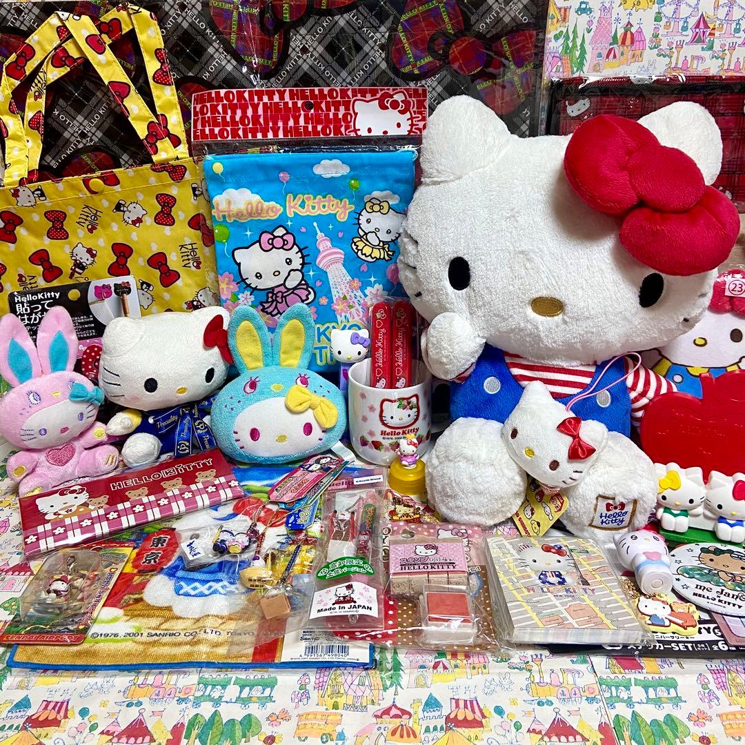 ハローキティ まとめ売り26 ベーシックぬいぐるみ ご当地メモ帳 根付 はんこ他