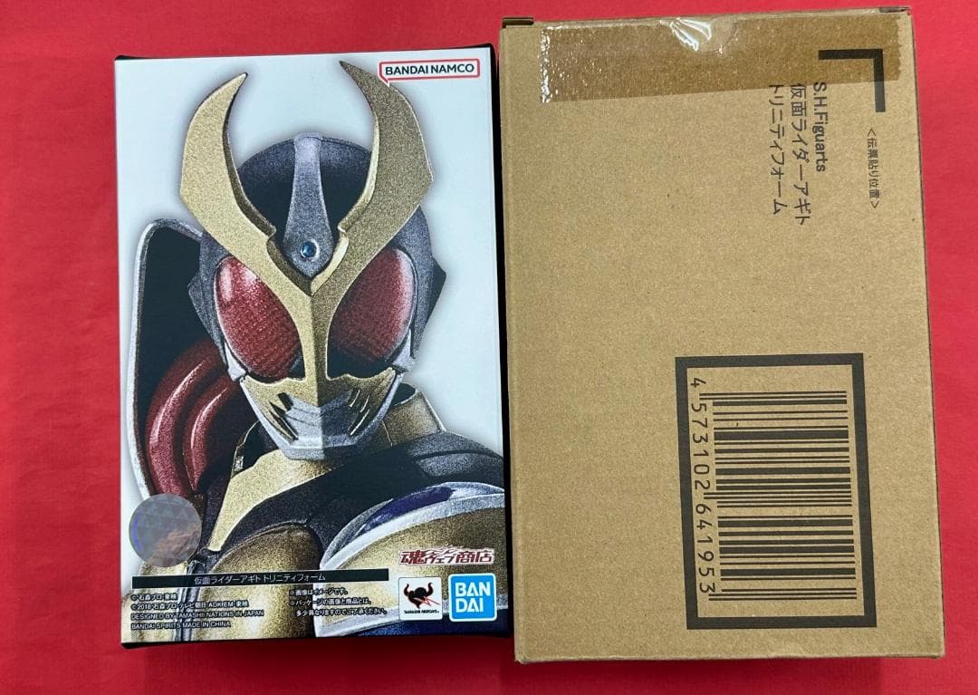 598 未開封 真骨彫 仮面ライダーアギト トリニティフォーム 輸送箱付