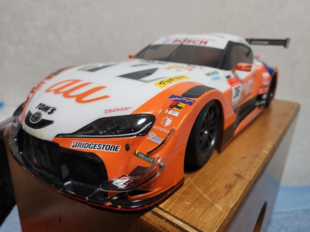 タミヤXB 1/10 au TOM'S GR Supra　スープラ　ボディ