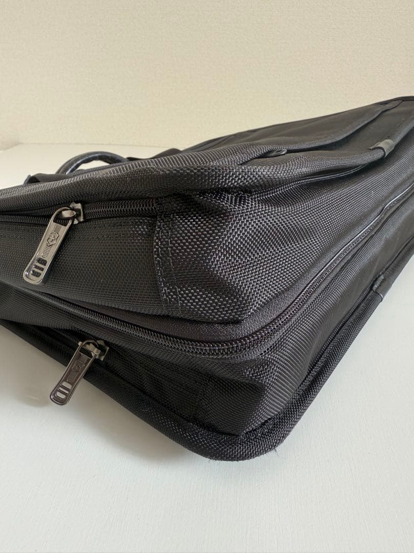 victorinox ビクトリノックス　ビジネスバッグ(黒)