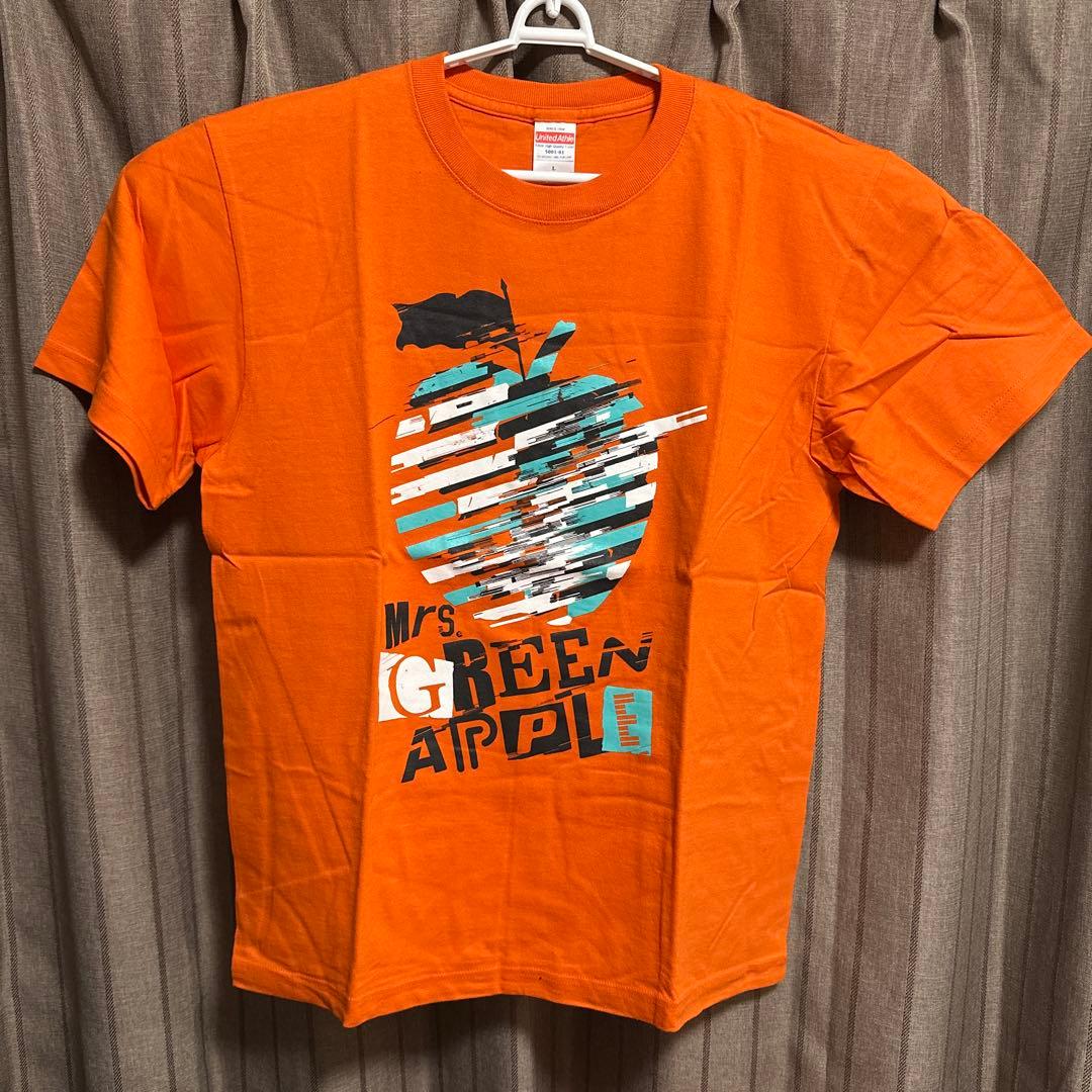 Mrs. GREEN APPLE Slip Apple T-shirt オレンジ