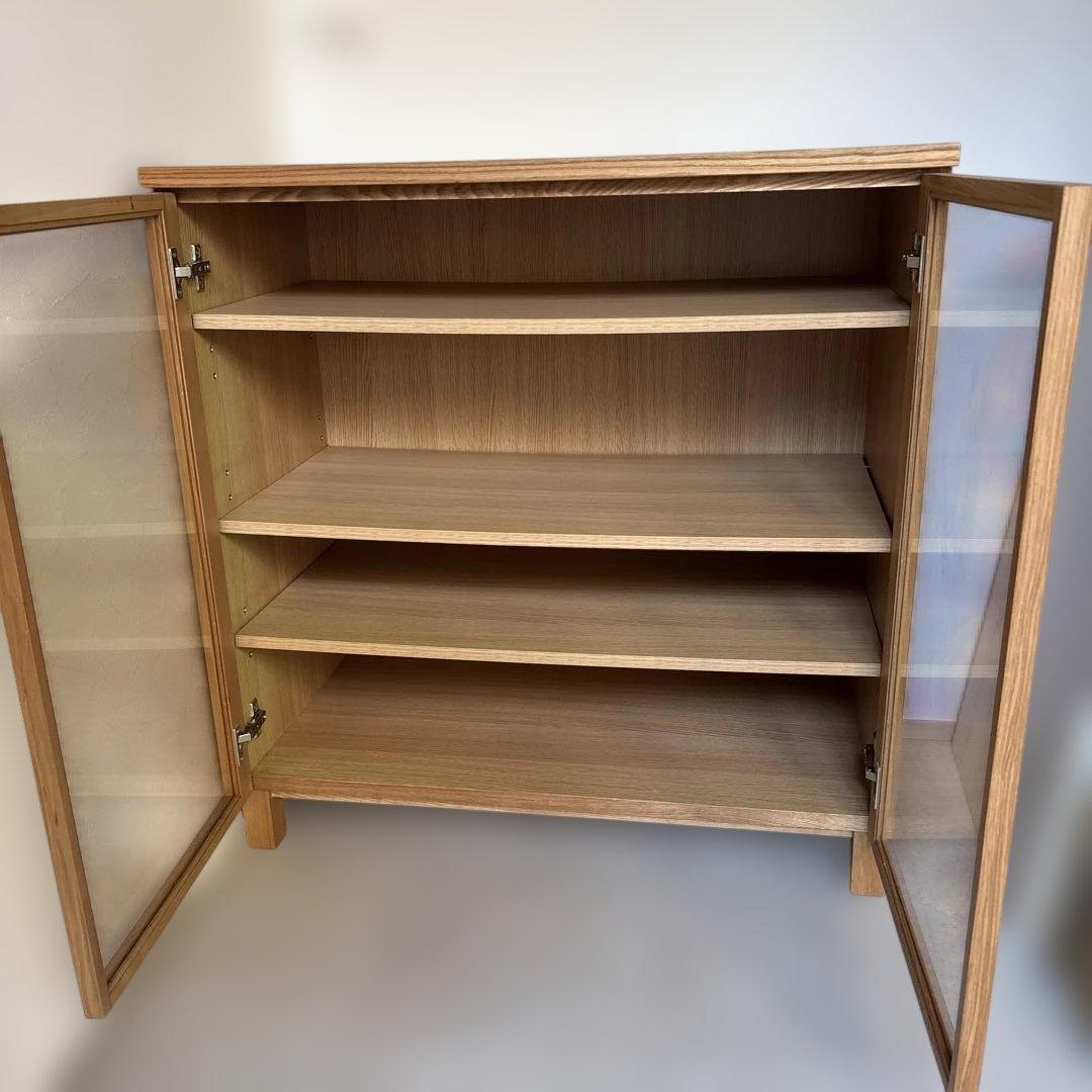 無印良品 キャビネット ガラス扉　観音開き　天然木　タモ材　脚付き　食器棚