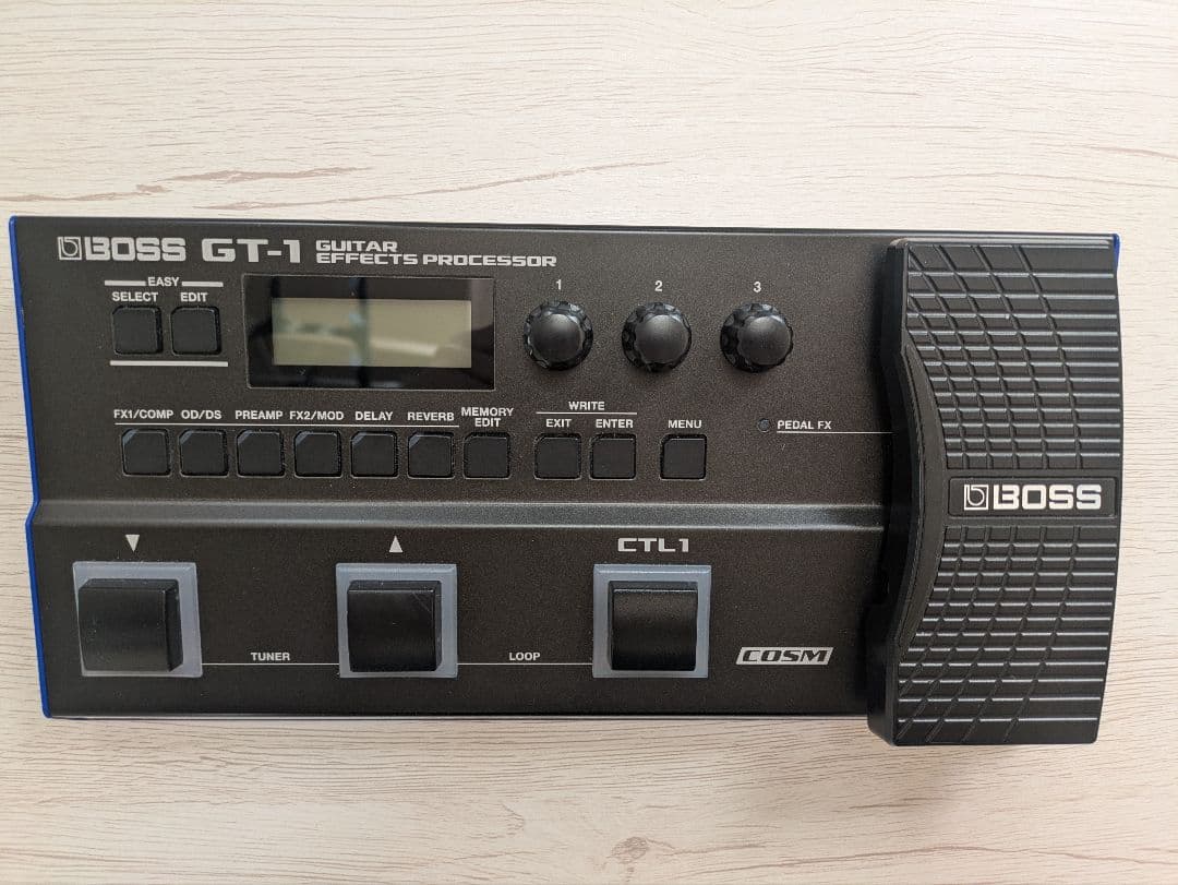 BOSS GT-1 (ZOOMアダプター付き)