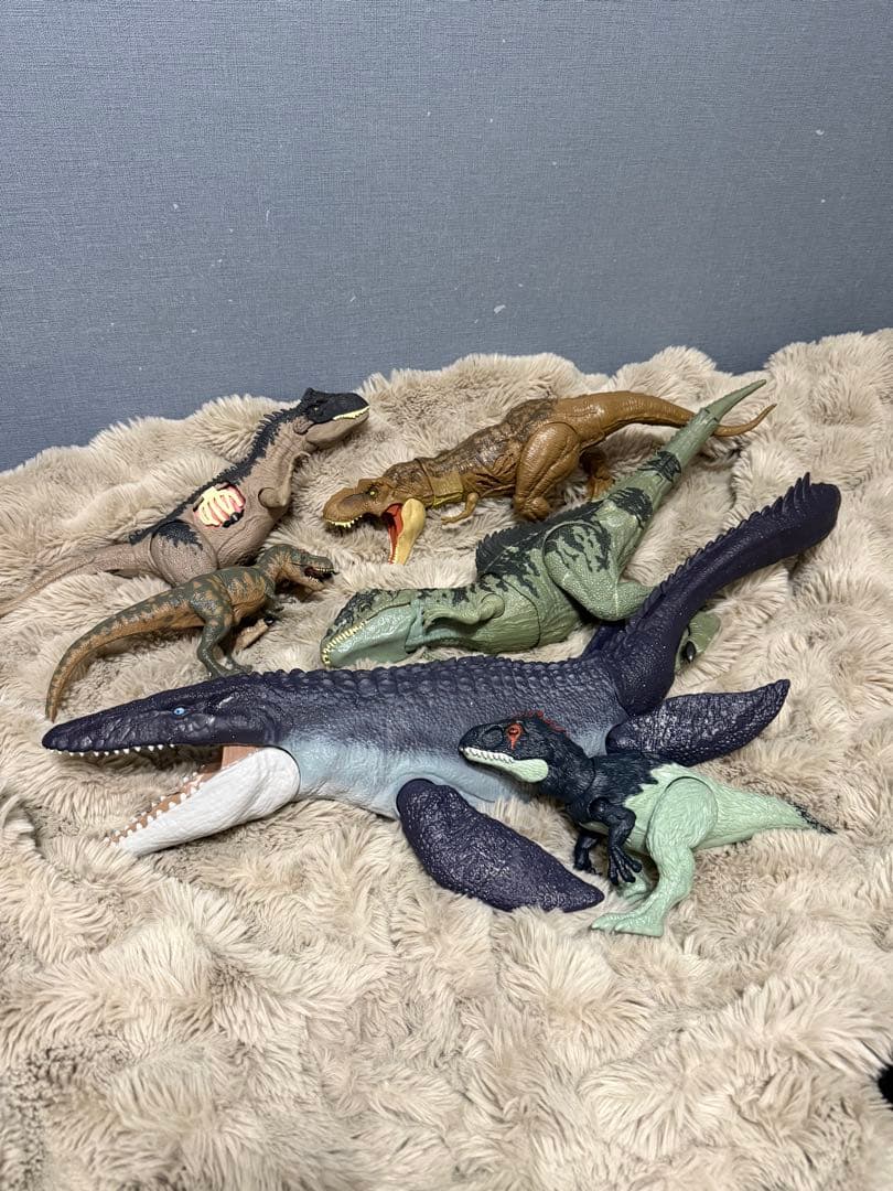 マテル恐竜5体+1体セット