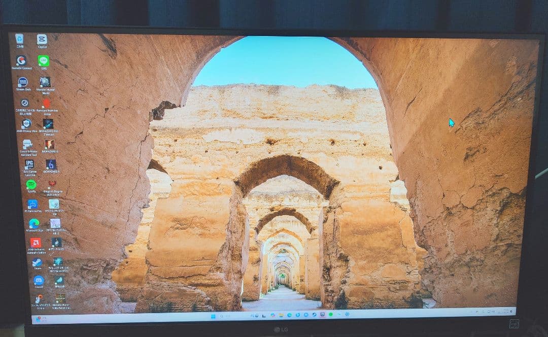 PC4Kモニター LG 27UP650-W