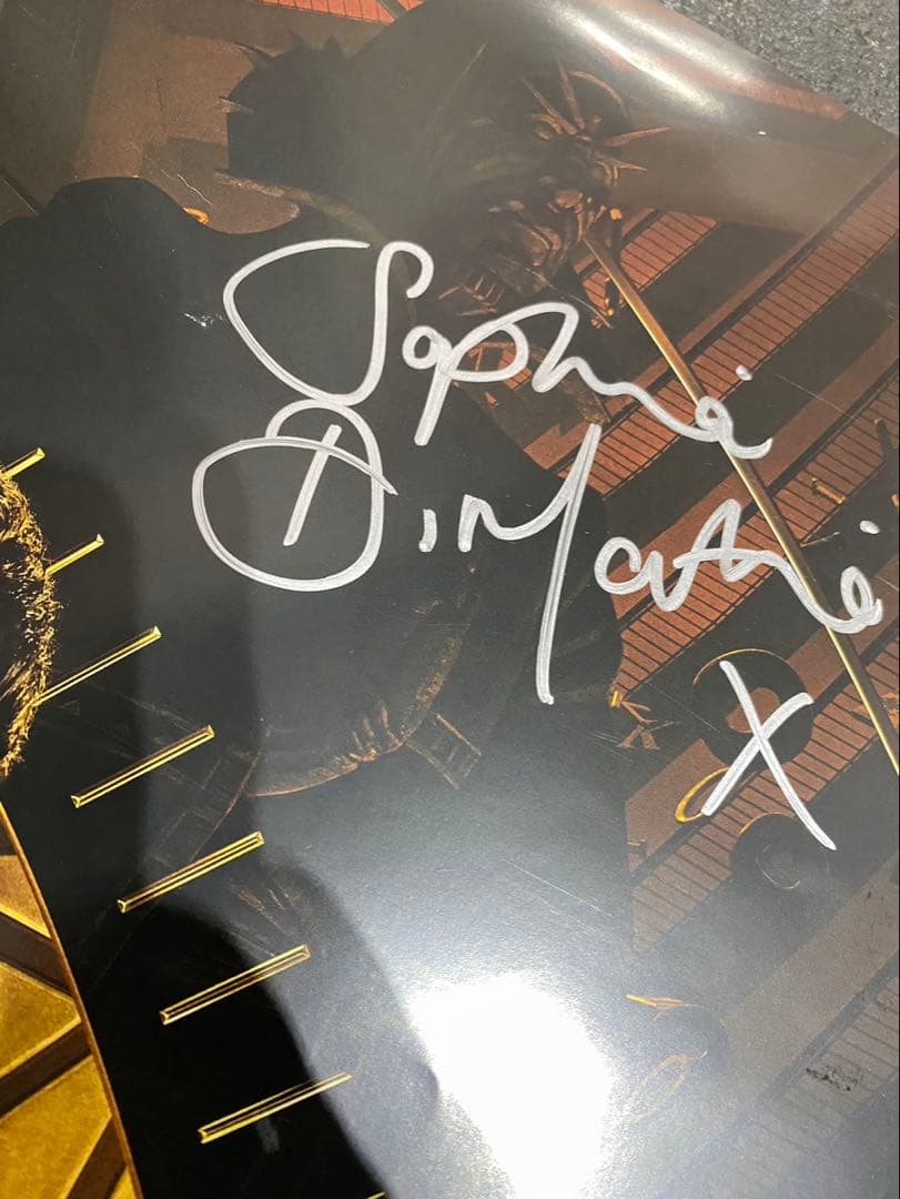 marvel Loki/ロキ　サイン入りポスター(額縁なし)