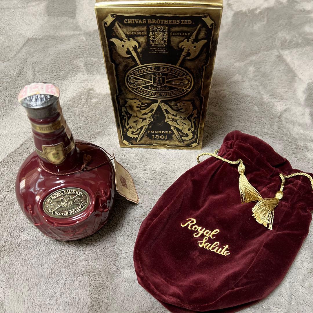 【未開栓】 SALUTE 21年 ブレンデッドスコッチ 陶器ボトル