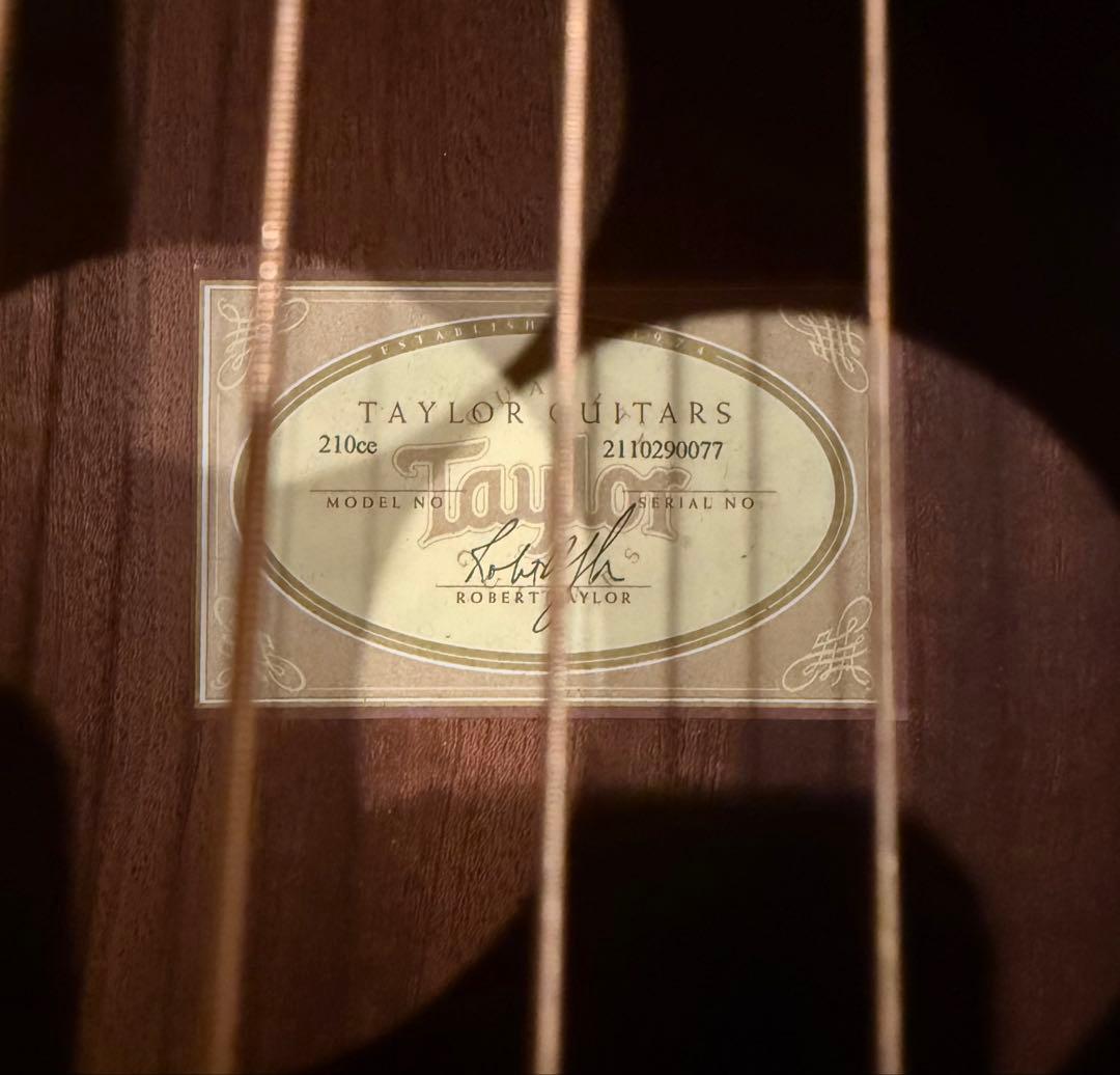 Taylor 210ce テイラー アコースティックギター