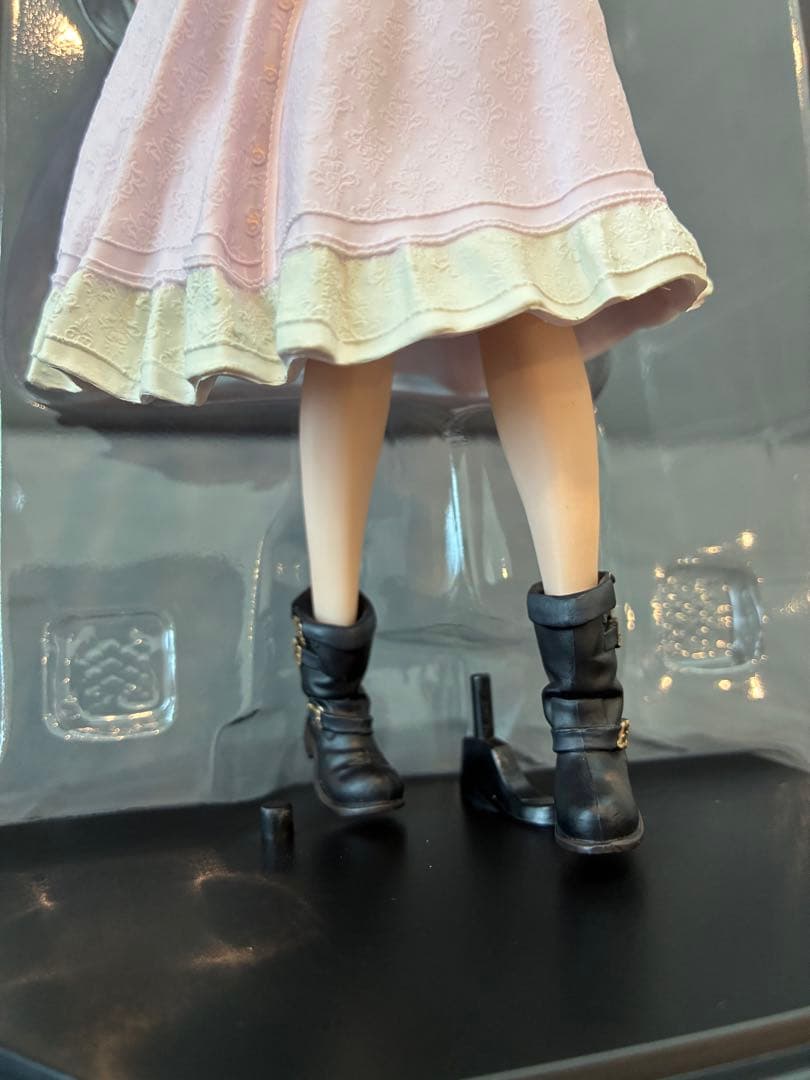 ファイナルファンタジー FF7 クラウド セフィロス エアリス フィギュア くじ