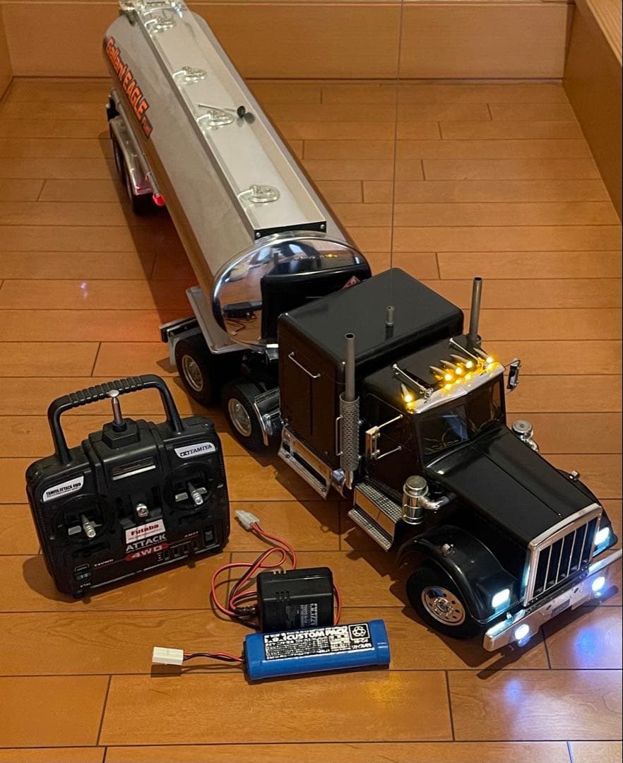 タミヤ１／１４　キングハウラー　ブラックエディション フルセットフュールタンク付