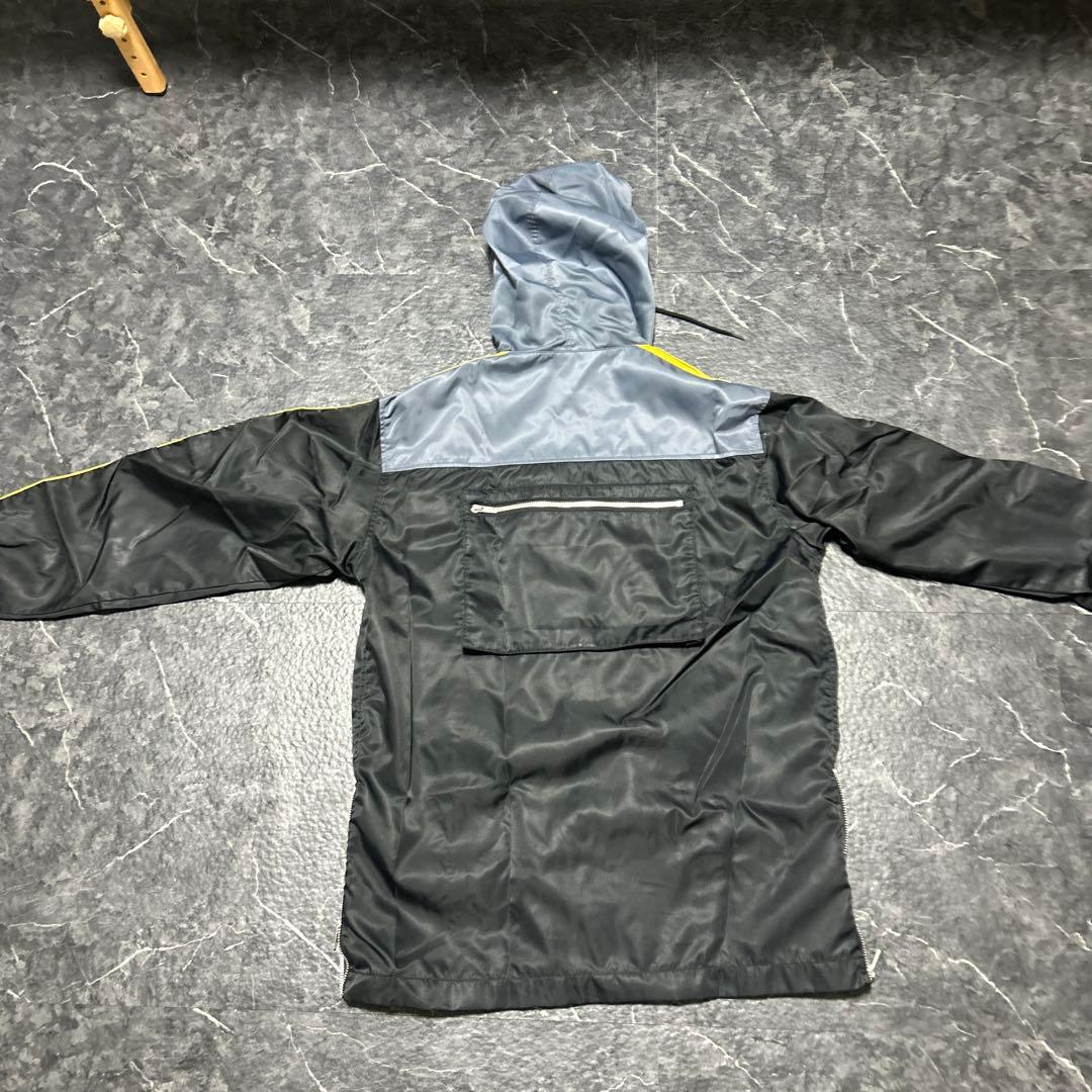 hideラインパーカー