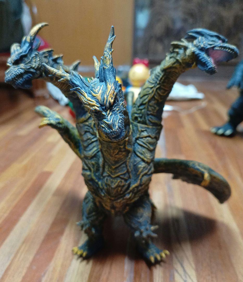 2004年製　カイザーギドラ フィギュア