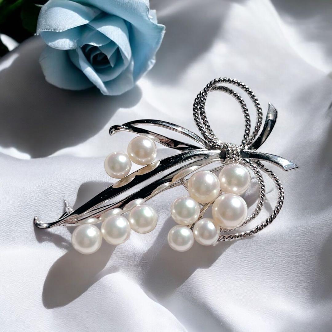 【美品★ケース付】MIKIMOTO パールブローチ リボン シルバー あこや真珠