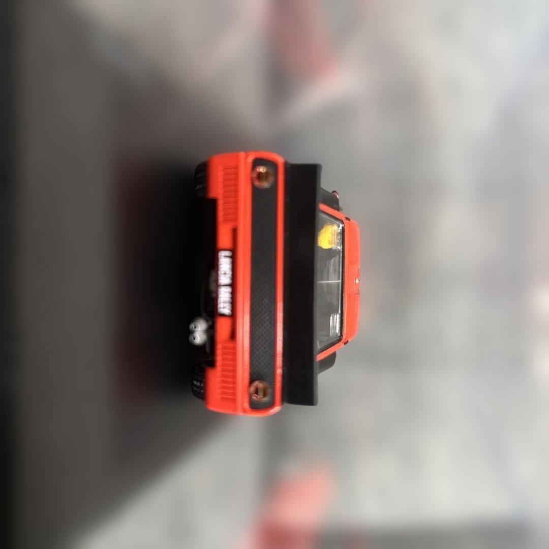 ランチア 037 ラリー プレインカラーモデル レッド 1/43 hpi