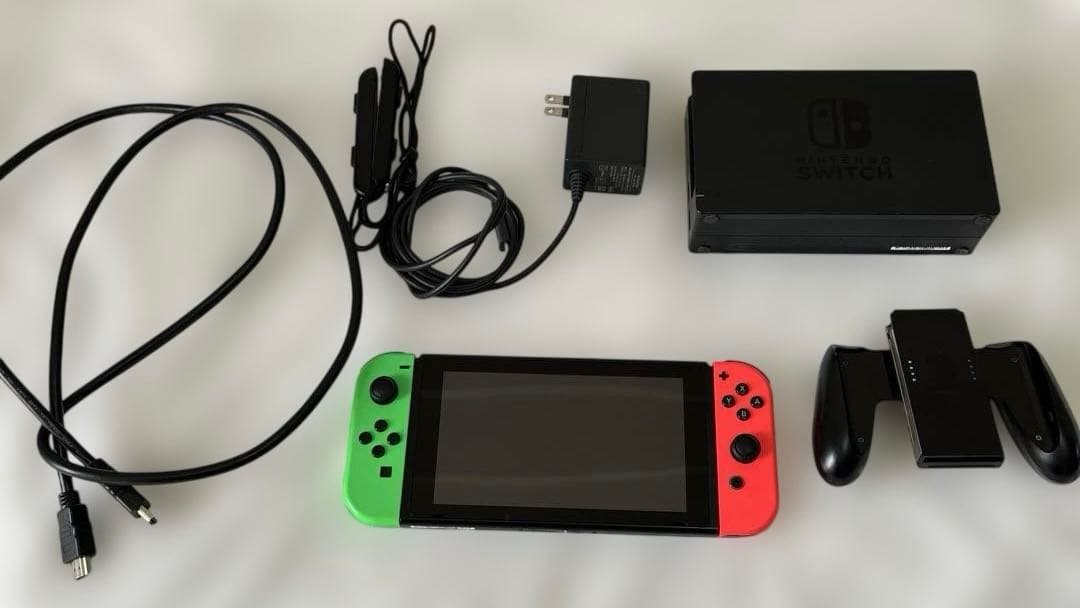 【Nintendo Switch】 箱無し、付属品あり