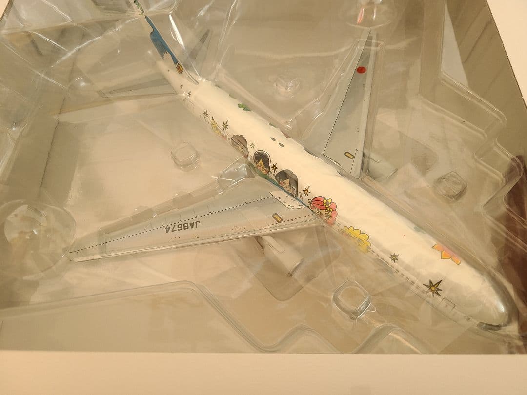 専用品/ ANA 全日空 特別塗装 ゆめジェットJA8674 1/200