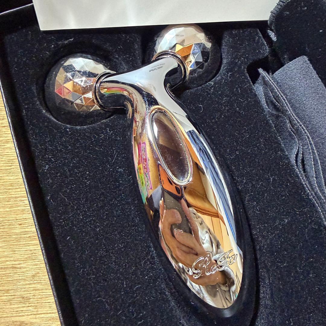 Refa カラット　美顔ローラー