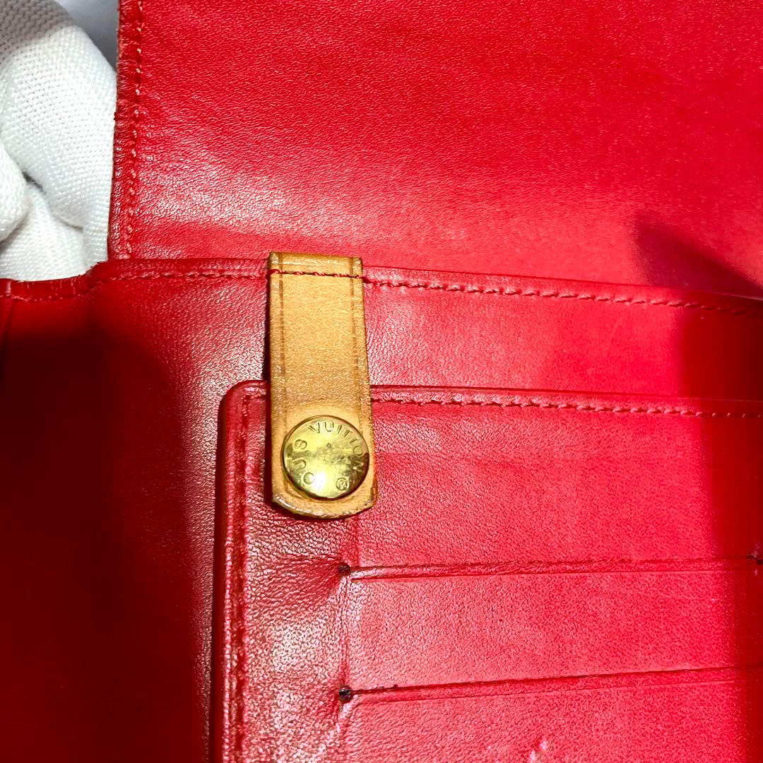 ルイヴィトン　ウォーカーウォレット　レッド