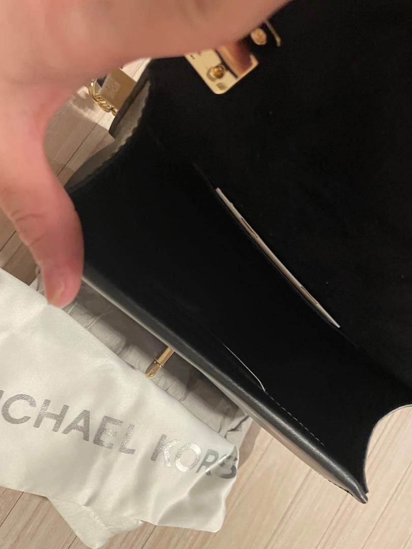 Michael Kors スタッズ付きショルダーバッグ