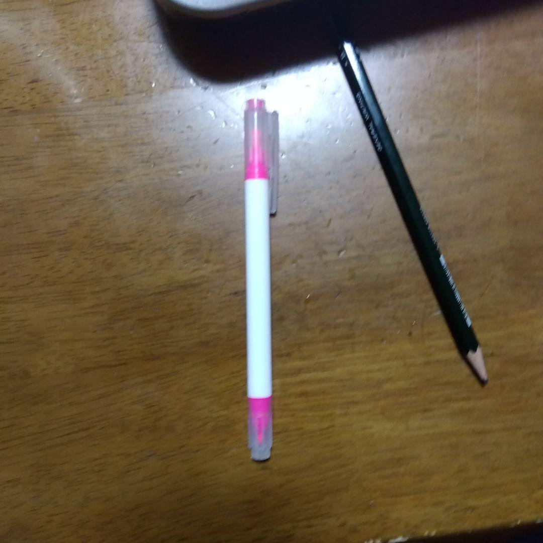 ホワイト ピンク 蛍光ペン