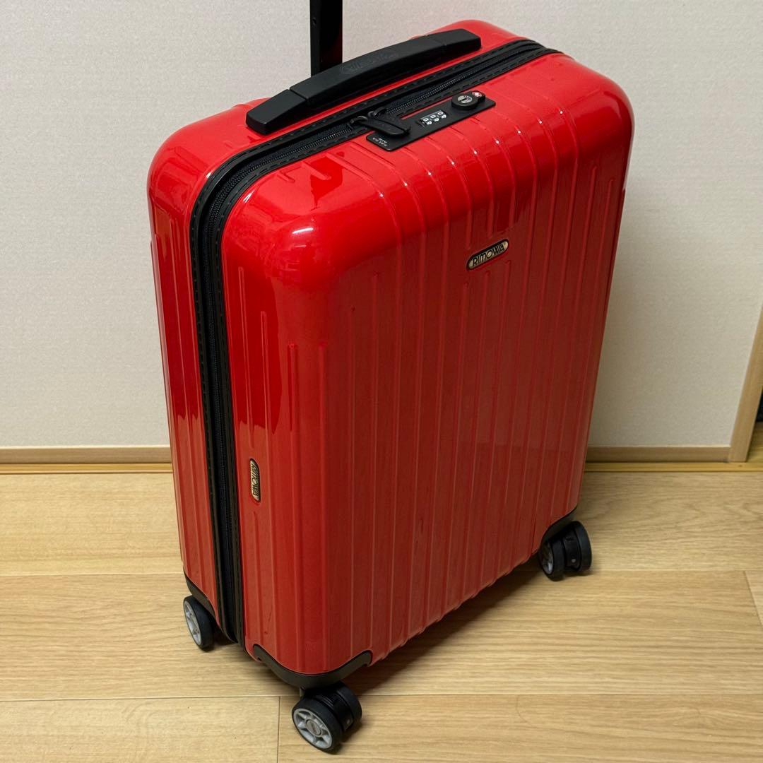 希少！リモワ　サルサエアー　キャビン　4輪　820.52 赤　機内持ち込み可